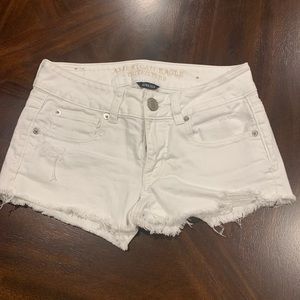 American Eagle white Shortie shorts Size 00